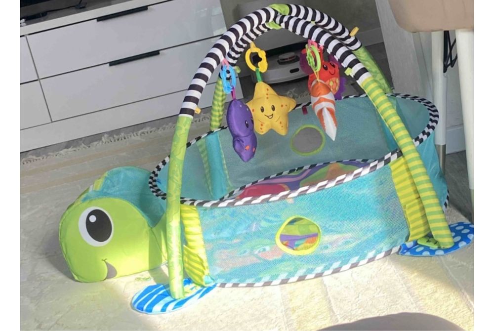 Продам детский коврик-манеж