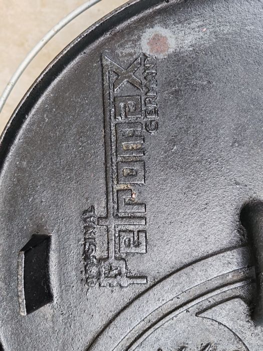 Ceaun fontă Petromax FT12, Germania