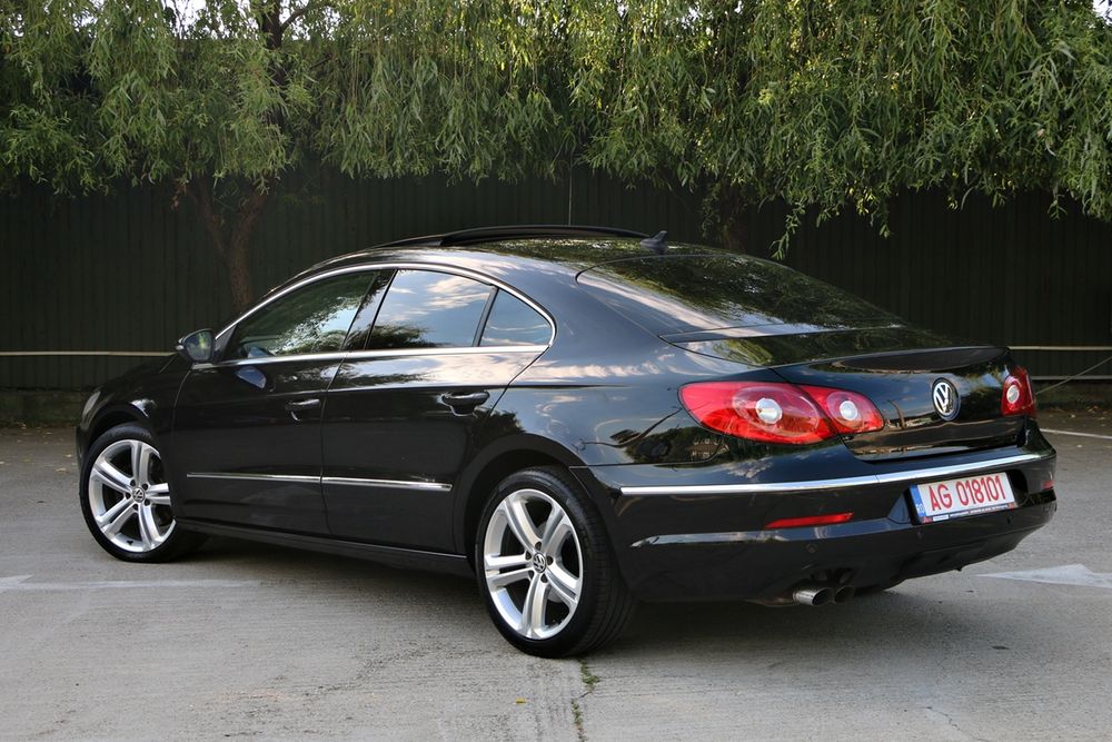 VW Passat  CC / Navigație / Padele / Front  Assist / Lane Assist / Ventilație / DSG / Panoramic