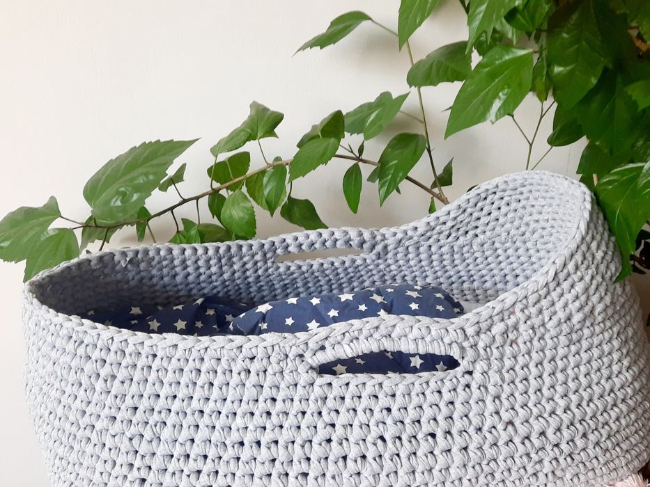 Плетено кошче/ кошница на Моисей