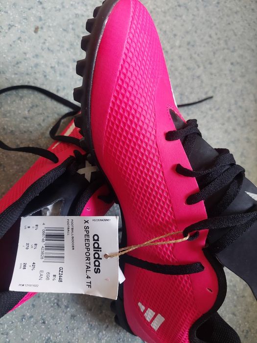 Adidași pt sintetic