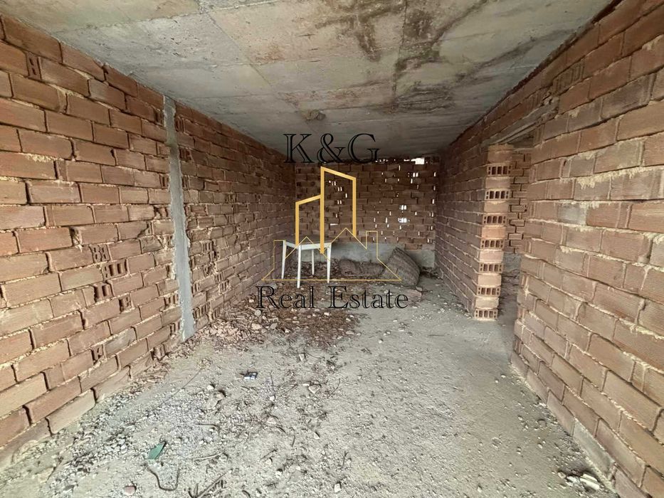 Продава се Къща в с. Благоево, Област Разград - 102 кв.м за 125 €/кв.м - Снимка #3