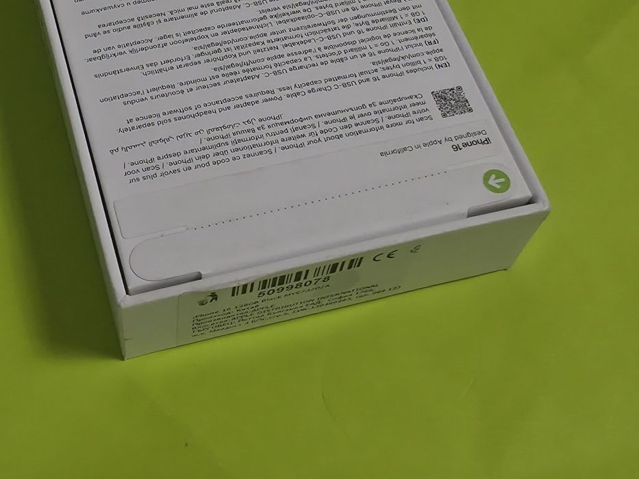 ЗАПЕЧАТАН 128GB iPhone 16 Гаранция Yettel 2029г. Black | Черен