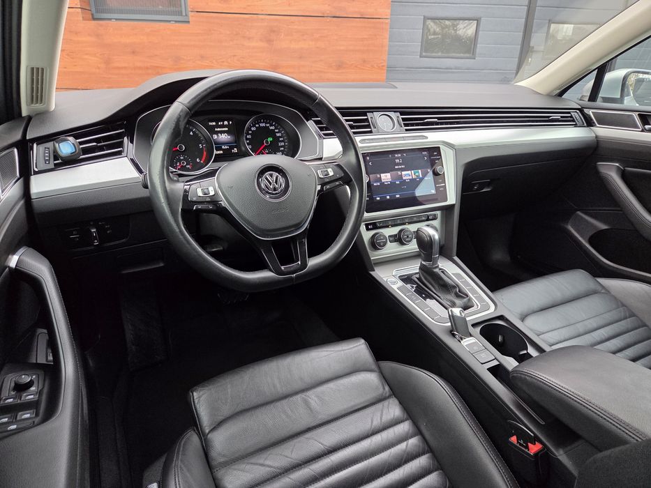 Volkswagen Passat B 8 / DSG / Faruri Led/ Camera spate