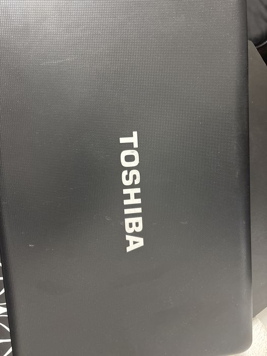 Laptop Toshiba !!