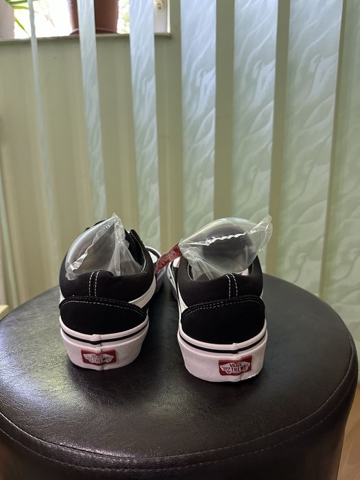 Vand adidasi vans
