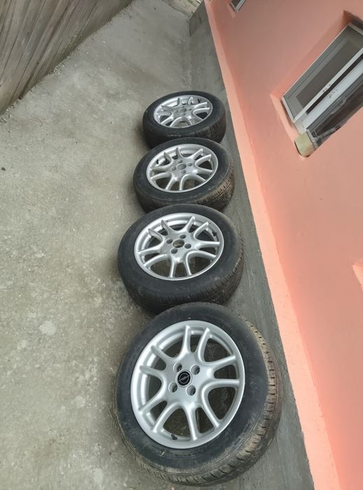 Vand jante 4x100 și 2 cauciucuri noi taurus pe 16