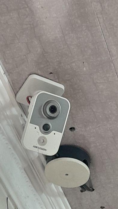 Продам камеру видеонаблюдение 4 камера иДВР