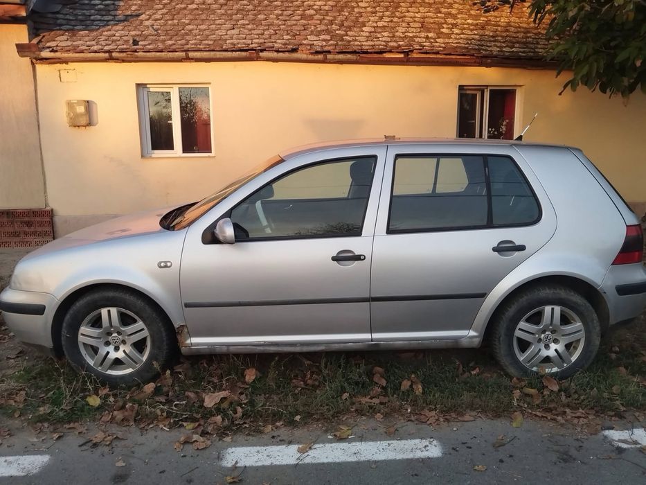 Volkswagen Golf benzină, 539 € — imagine 5