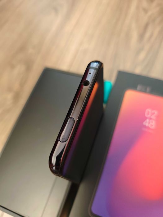Xiaomi Mi 9T Pro (8GB RAM, 256GB ROM)