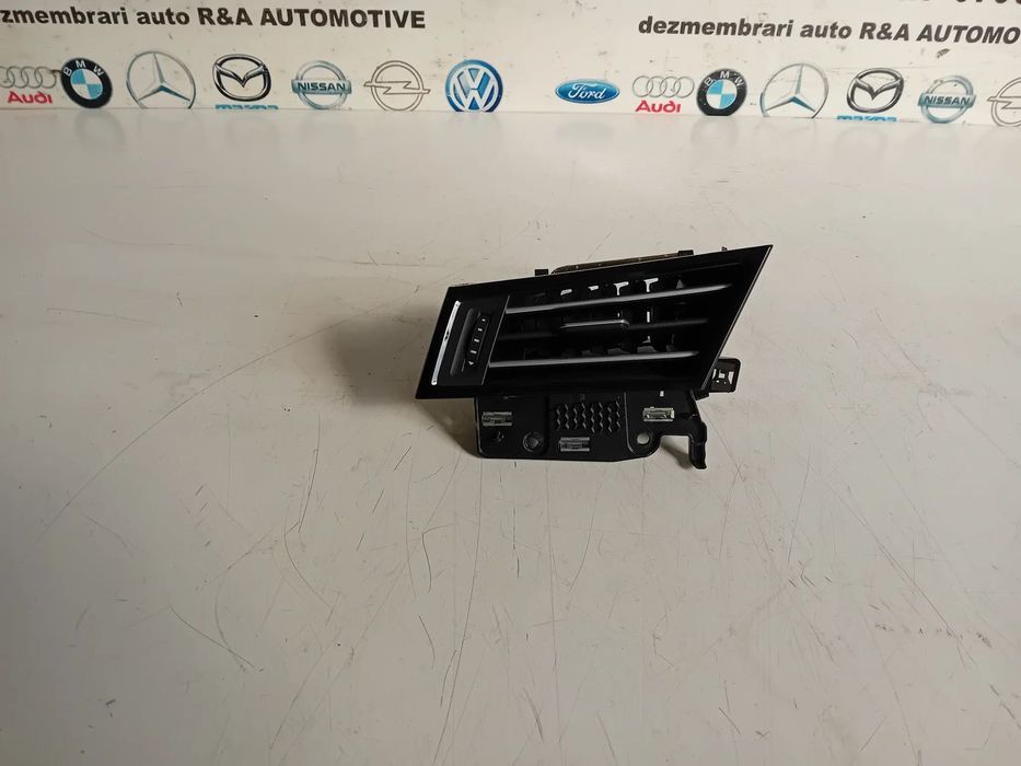 Grila Ventilatie Bord Stanga Vw Passat B8 AN 2014-2020 Volan Stanga Motor DFG