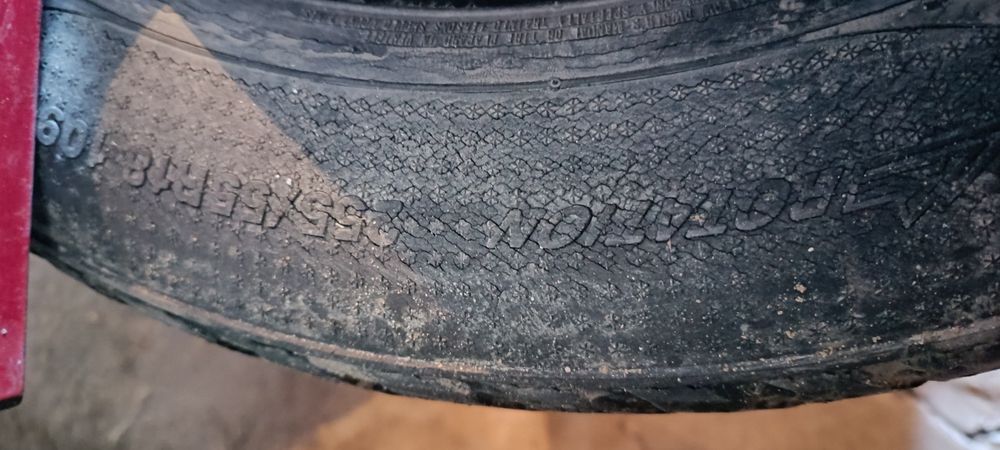 Зимние шины 255/55/18