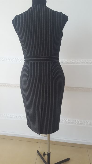 Офисный сарафан из трикотажа