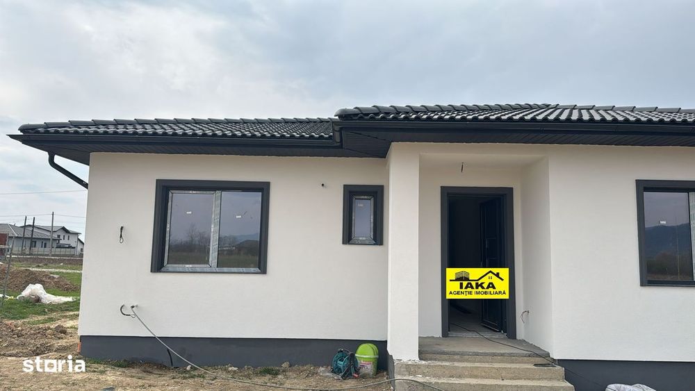 Recea, casa noua, 5 ari teren