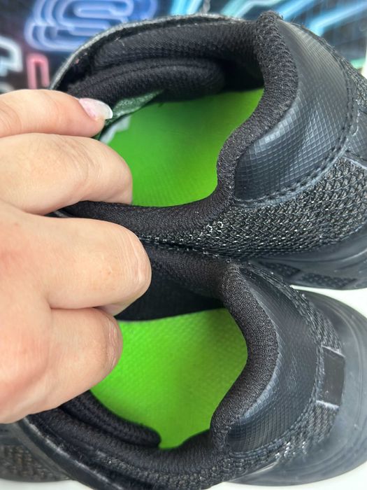 Adidași Skechers 30 EU (19cm)