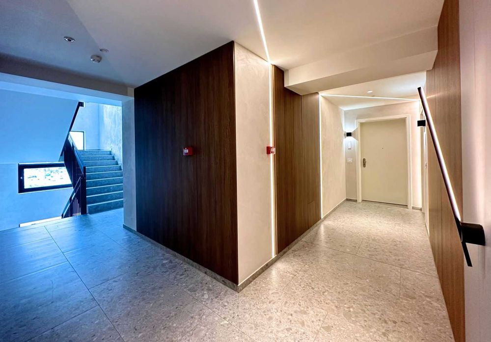 Kasper vânzare apartament de lux 2 camere nelocuit vedere libera spre Tâmpa