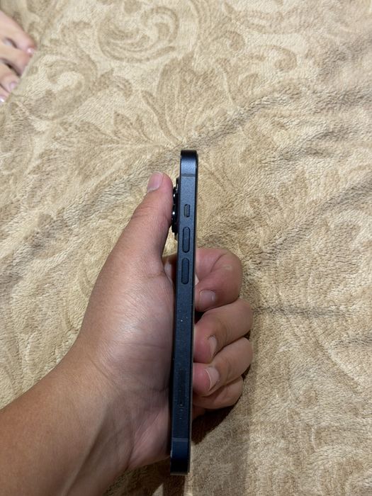 Продам iPhone 14 128Gb