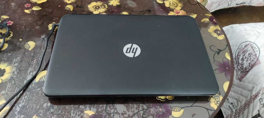 Лаптопи - HP 655 и HP 15 (за части)