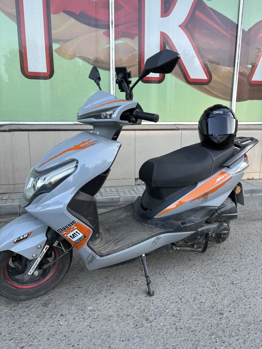 Продам мопед м11