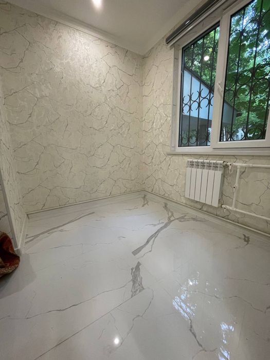 Срочно продается офис с арендатором чиланзар 2 кв 50м2