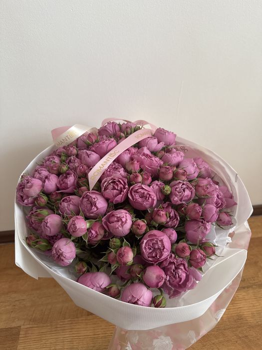 цветочек пионовыдные кустовыые розы романтиктан необычный цветы