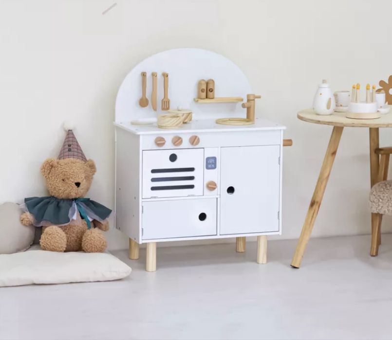 Детская игровая кухню, б/у