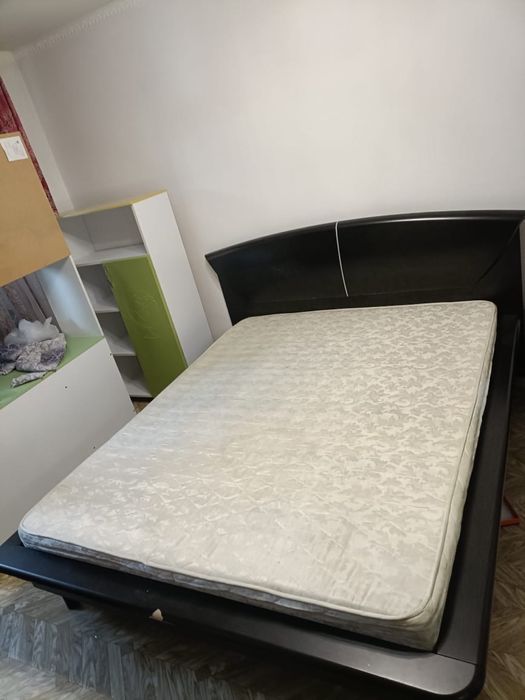 Спальний гарнитур