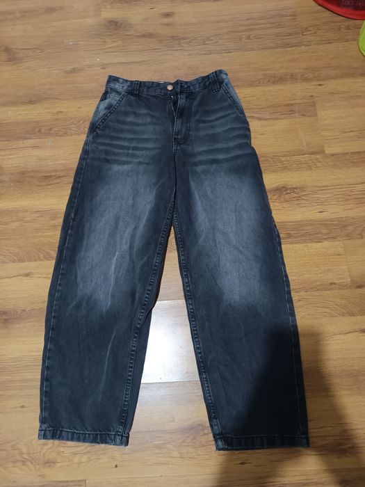 Blugi Bershka Baggy