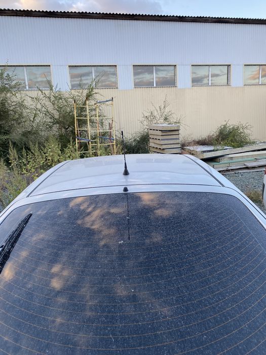 продам машину Nissan primera