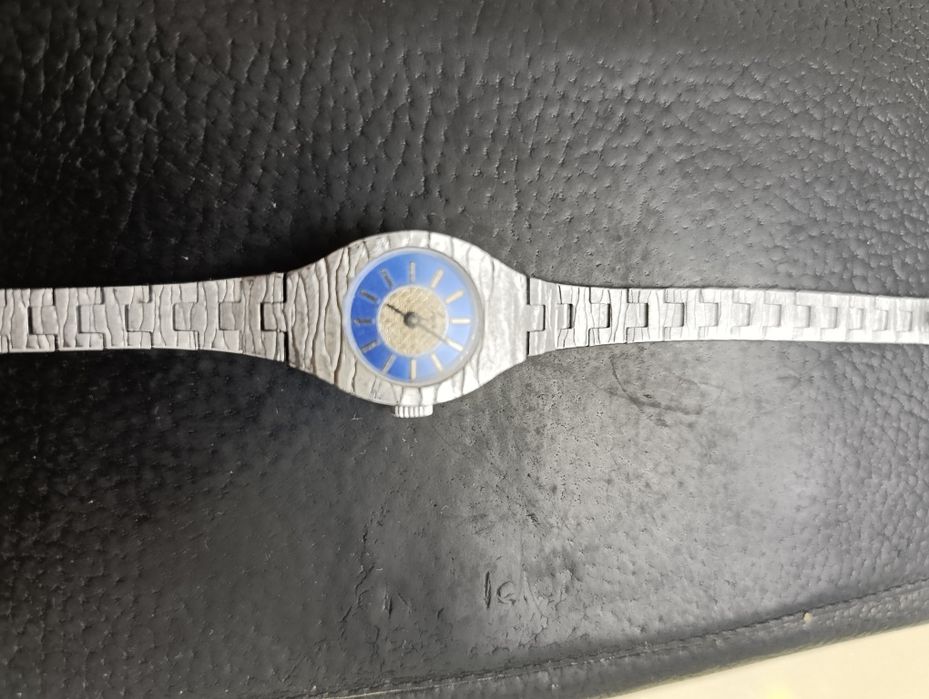 Продам советские часы Луч механические