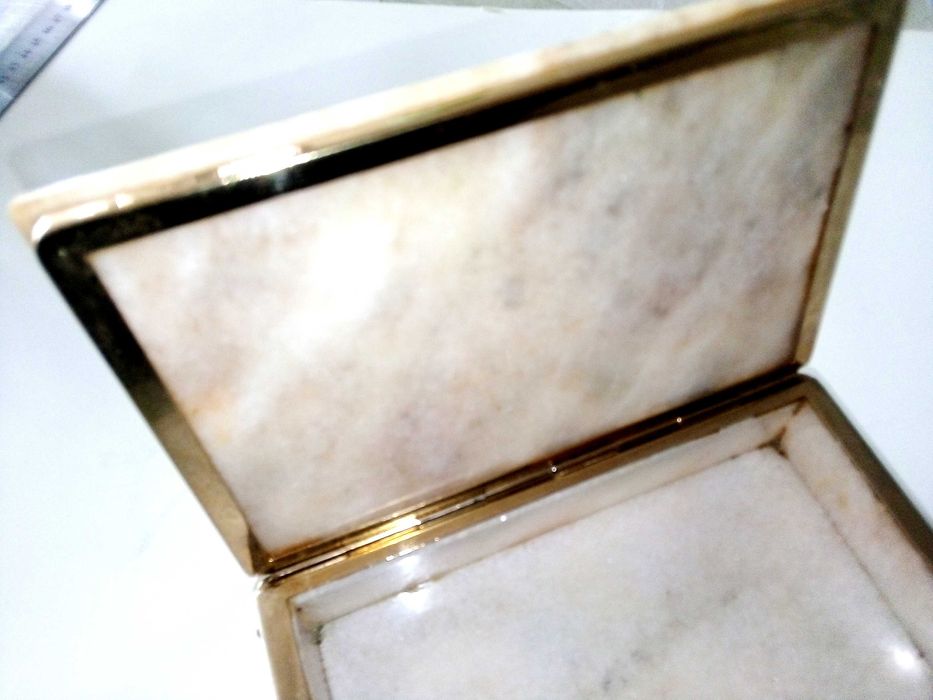 Стара мраморна кутия + голям масивен пепелник