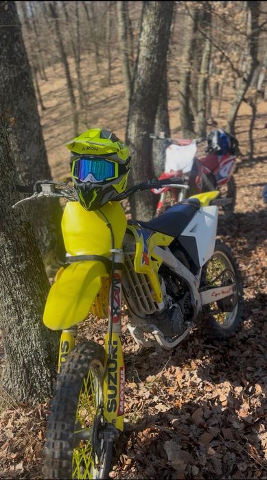 Vând Suzuki RMZ 250cc