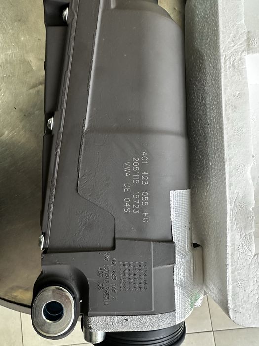 Електрическа рейка НОВА  ГАРАНЦИЯ Q7 Q8 Cayenne lll. 15. 4M0.909.144E.