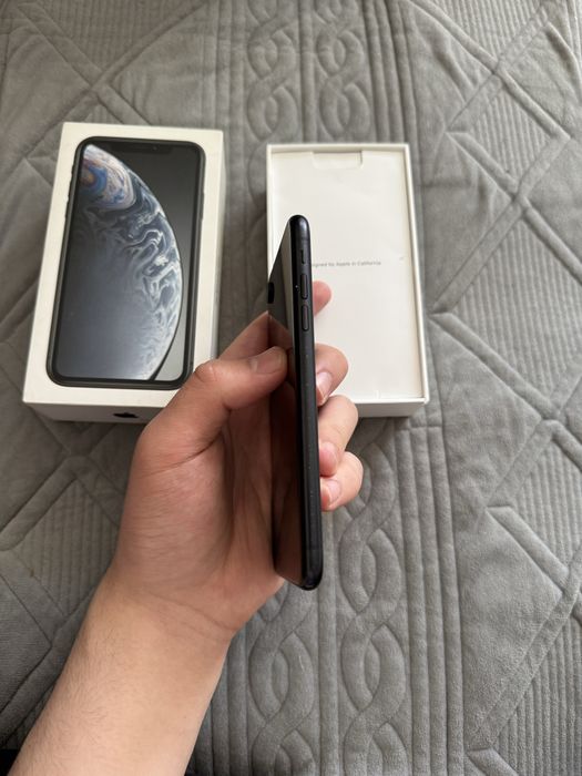 iPhone Xr 64гб АКБ 75%