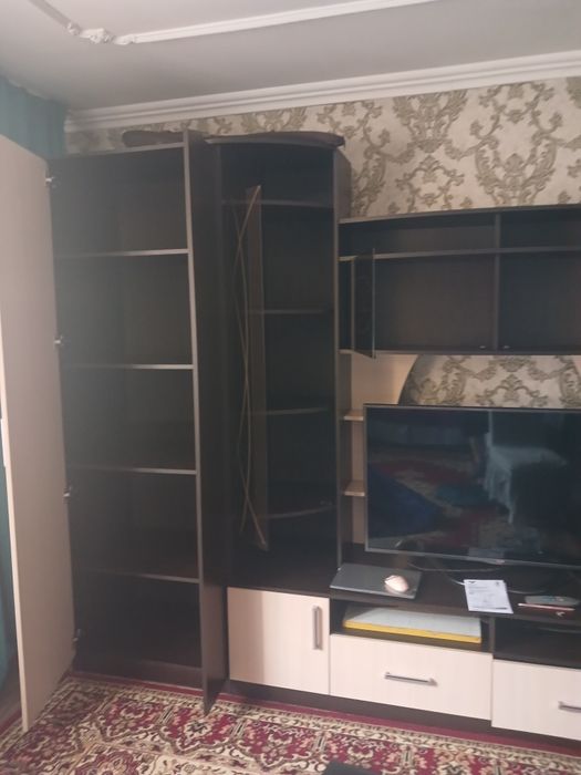 Стенка в гостиную