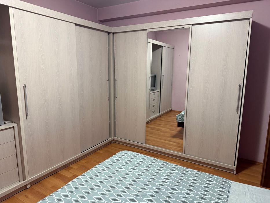 Vand apartament cu 2 camere