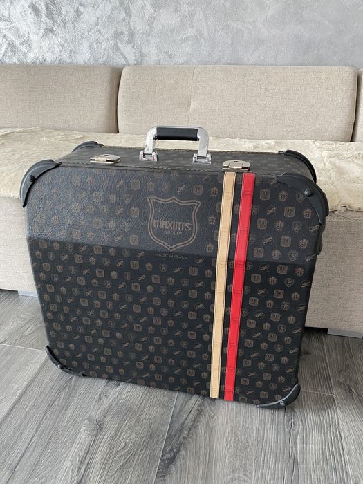 Vând acordeon Sonola SS4 cu sistem midi, wireless și procesor juzisoun