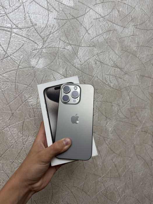 Продам iPhone 15 pro 256gb