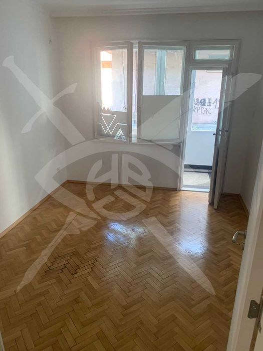 Продава се Многостаен апартамент в Бургас, Център - 110 кв.м за 1728 €/кв.м - Снимка #18
