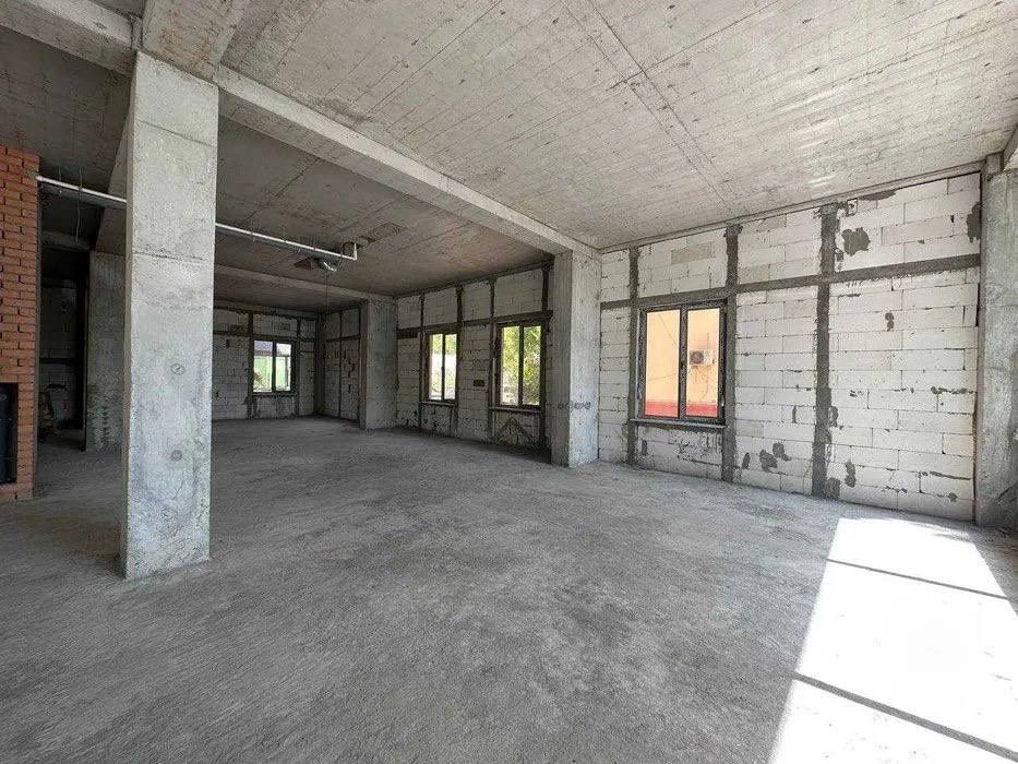 Продаётся нежилое помещение