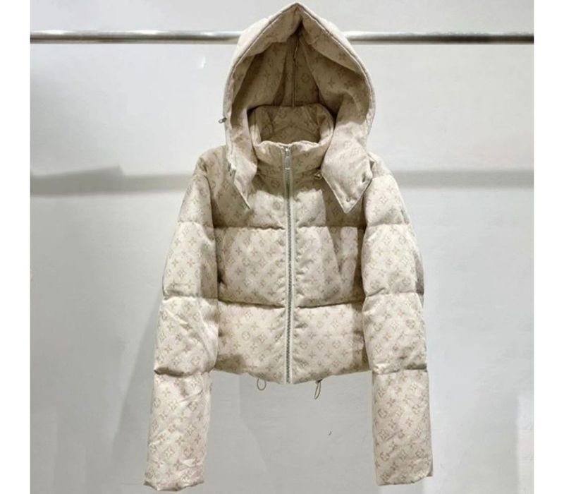 Geaca Louis Vuitton dama M noua