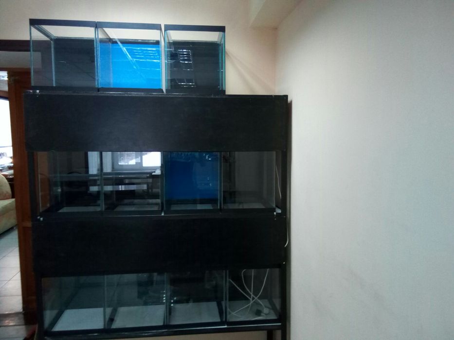 Продам стойку аквариумную.