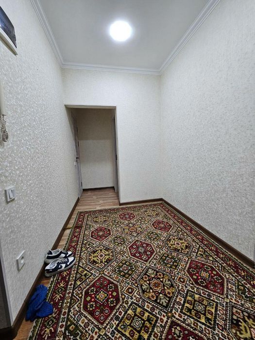 Shaxar markazi Ganga Sebzorda 2 xonali uy sotiladi