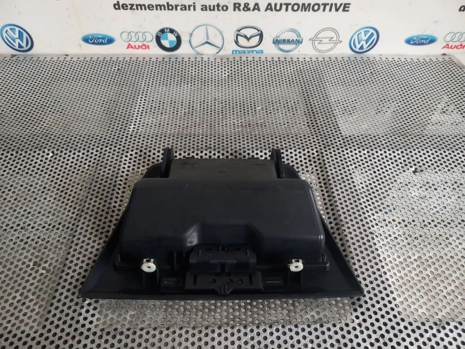 Sertar Bord Torpedou  Bmw  X3 E83 Volan Stanga Dezmembrez - Dezmembrari Arad