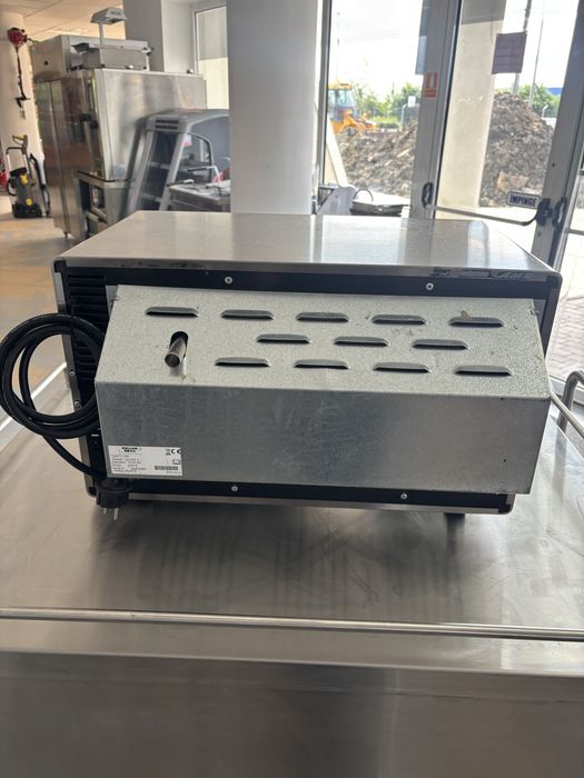 Cuptor monofazic pe convectie.