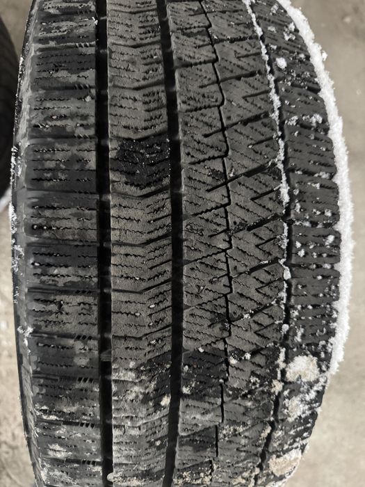 215/55/17 Bridgestone