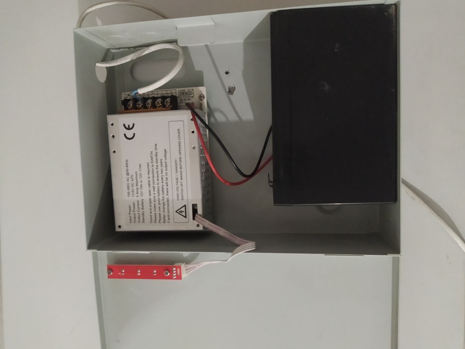 Продам блок питания ББП