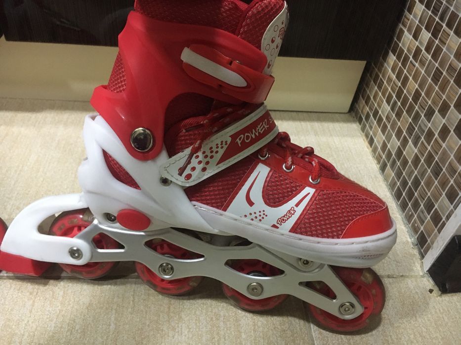 Продаются ролики 35-38