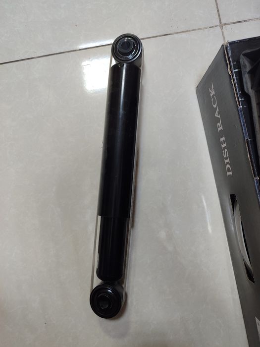 Амортизатор новый