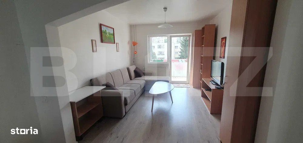 Apartament de 4 camere, decomandat, parcare, 80mp, cartierul Grigoresc